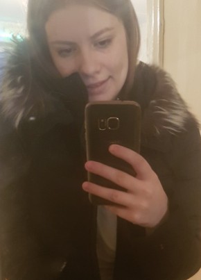 Лена, 28, Россия, Москва