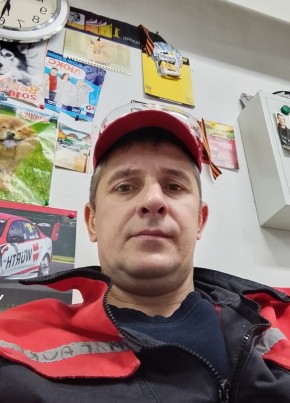 Maksim, 45, Russia, Gus-Khrustalnyy