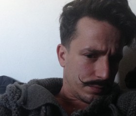 moustache, 42 года, Lille