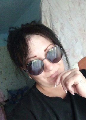 Надежда из Чунския 33 года