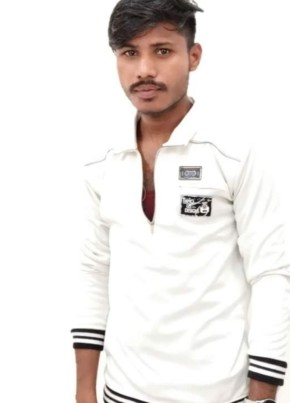 Amit Kumar Singh, 23, India, Rewa