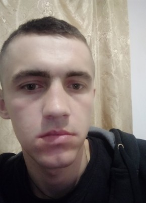 Василь, 28, Україна, Почаев