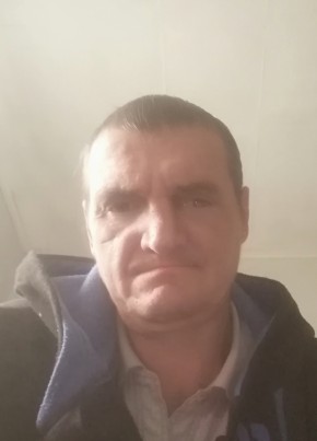 Олег из Серова 48 лет