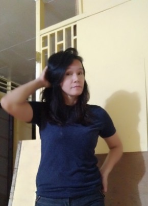 Theresa Capuyan, 42, Pilipinas, Maynila