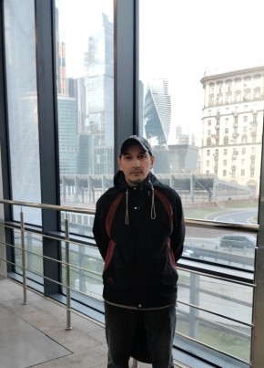 Тимур из Москвы 44 года