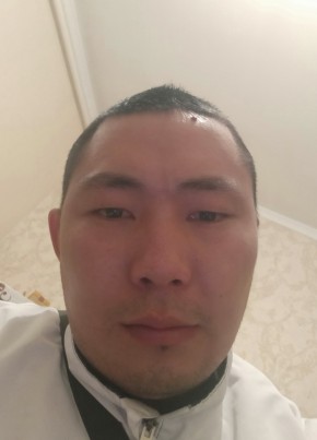 Урмат, 32, Кыргыз Республикасы, Бишкек