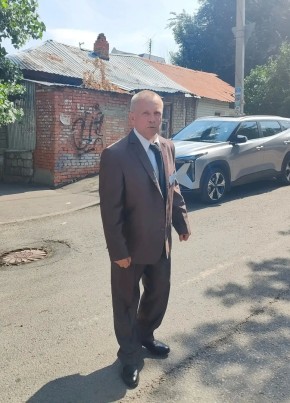 Сергей из Саратова 46 лет
