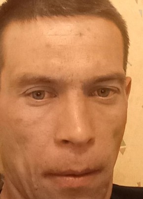 Leonid Zhulkov, 36, Russia, Perm