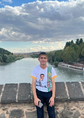 Muhammed из Osmaniye 22 года