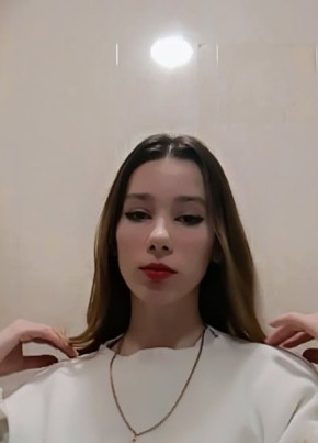 Оля из Челябинска 21 год
