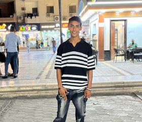 زياد, 18, Hurghada