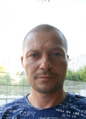 Михаил из Мраково 44 года