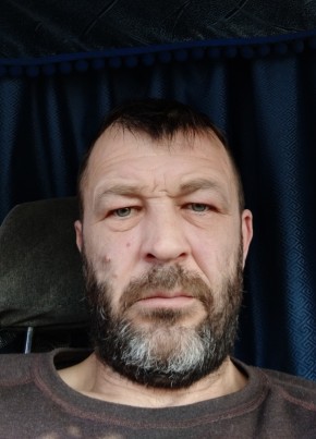 Андрей из Южно-Сахалинска 45 лет