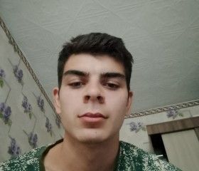 Ruslan Ivanov, 18, Tavda