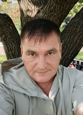 Павел из Новороссийска 47 лет
