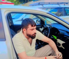 Ashu Baba, 35, Srinagar (Kashmir)