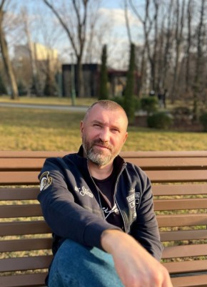 Алексей из Харькова 42 года