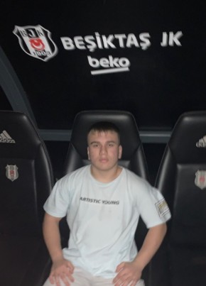 Mikail, 18, Türkiye Cumhuriyeti, İstanbul