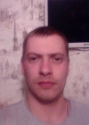 Павел, 34, Россия, Тихвин