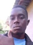Assane, 32, Maputo