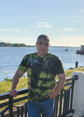 Игорь из Москвы 49 лет
