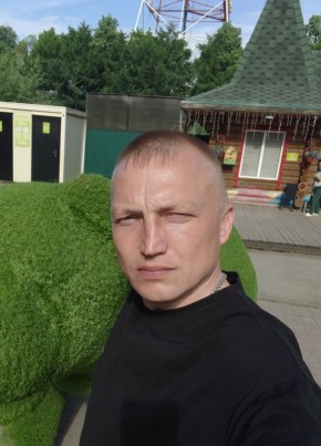 Андрей Медведев из Чебоксары 39 лет