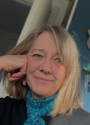 Emmie из Sete Lagoas 49 лет