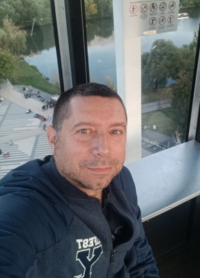 Юрий из Москвы 47 лет