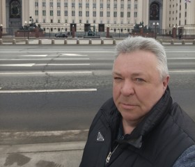 Leonid, 65, Moscow
