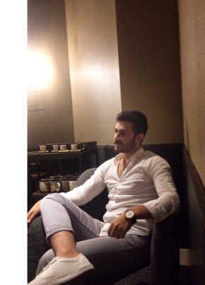 İbrahim, 27, Türkiye Cumhuriyeti, Ankara