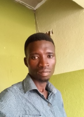 Owilli, 28, Uganda, Kampala