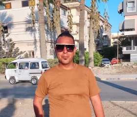 Perens, 28, Cairo