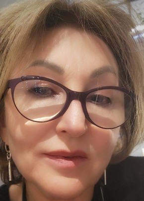 IRINA, 51, 대한민국, 서울특별시