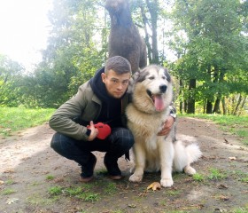 Maksim, 29, Saint Petersburg