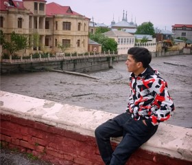 Babək, 20, Baku