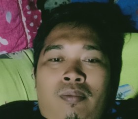 Heliani, 20, Indramayu