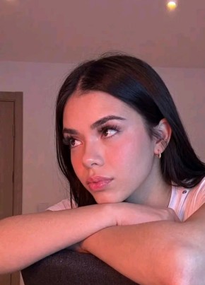 Dina Danielle из Montevideo 34 года