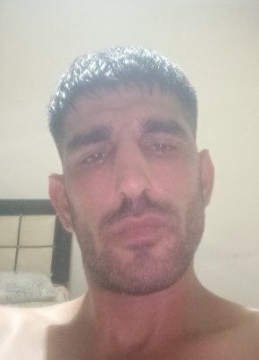 Gökhan из Mersin 31 год