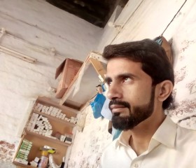 tauqeer, 24, Jalalpur Pirwala