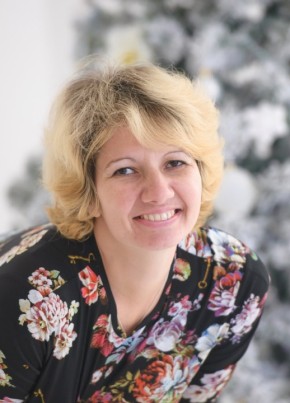 Olga, 46, Russia, Sevastopol