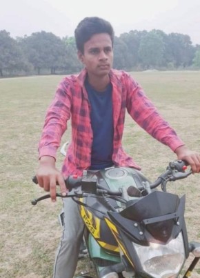 Arjune yadav, 19, India, Chhapra