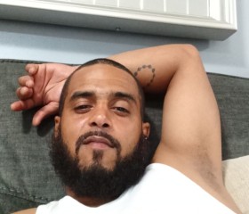 Argenis, 37, The Bronx