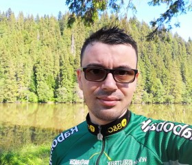 Mihai , 36 лет, Bacău