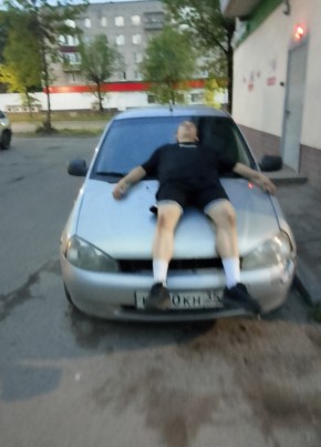 артем из Череповеца 26 лет