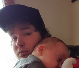 Zach, 29, Bellevue (State of Nebraska)