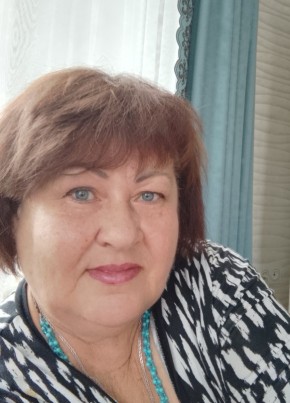 Галина, 63, Россия, Соликамск