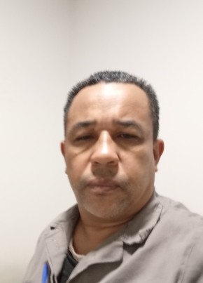 Ivanaldo Sousa из Manáos 54 года