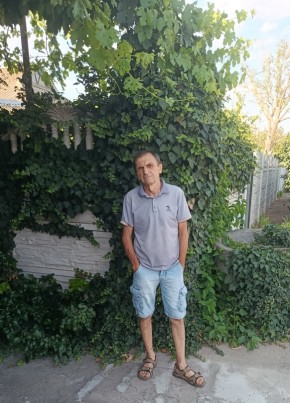 Анатолий из Херсона 61 год