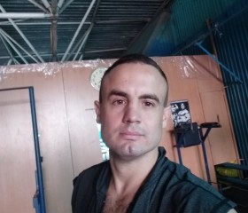 Антон, 32 года, Луганськ