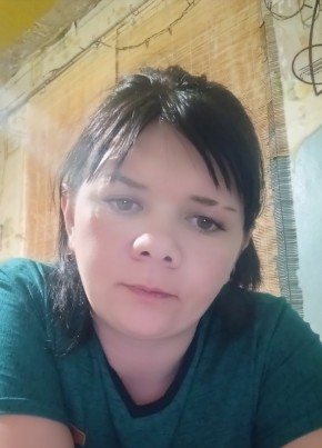 Елена, 35, Россия, Ртищево